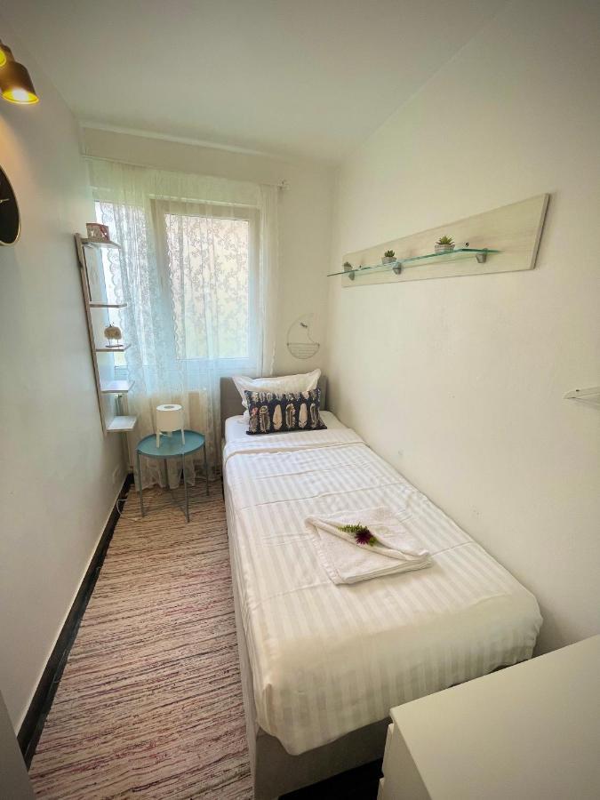 Perfect Place To Stay Self Check In-24H-Netflix-Wifi Ρέσιτσα Εξωτερικό φωτογραφία